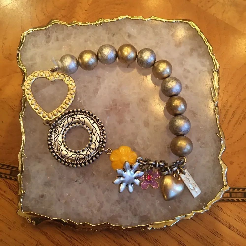 JESSICA SIMPSON Charm Bracelet - Picture 5 of 16